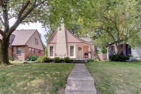 5136 Winthrop Ave, Indianapolis, IN 46205