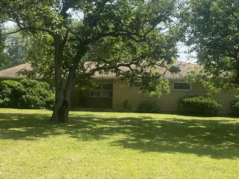 2327 S Lynhurst Dr, Indianapolis, IN 46241