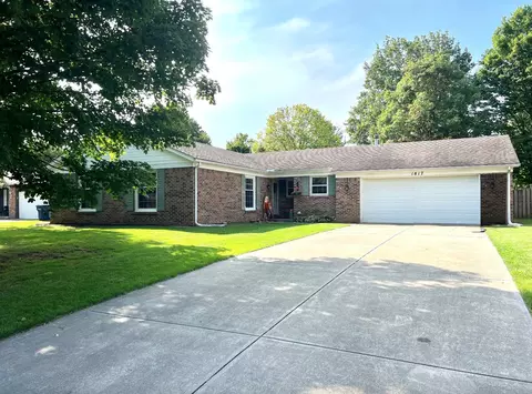 1817 Woodview Ln, Anderson, IN 46011