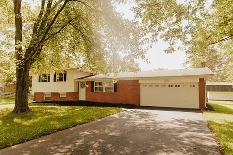 7349 Kimberly Ln, Plainfield, IN 46168