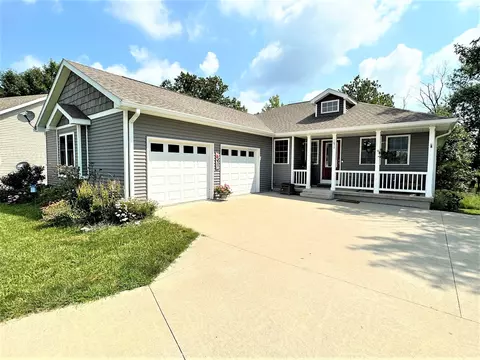 1677 Deer Haven Ct, Spencer, IN 47460