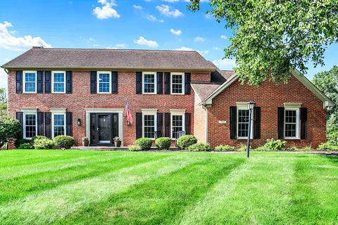 1777 Arrowwood Dr, Carmel, IN 46033
