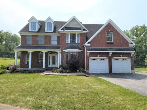 2445 W Substation Rd, Connersville, IN 47331