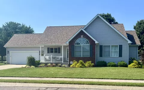 2058 Thomas Dr, Seymour, IN 47274