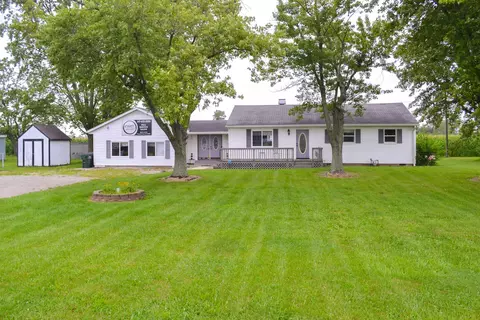 822 W Us 52, Fountaintown, IN 46130