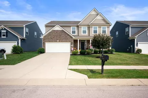 4423 Goose Rock Dr, Indianapolis, IN 46239