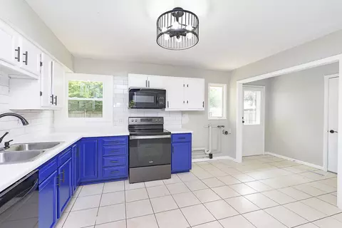 843 Harding St, Plainfield, IN 46168 photo 8
