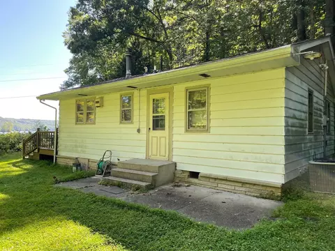 7715 N John Young Rd, Unionville, IN 47468