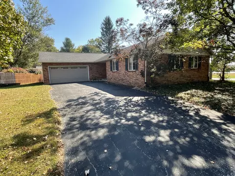 2907 S Spicewood Ln, Bloomington, IN 47401