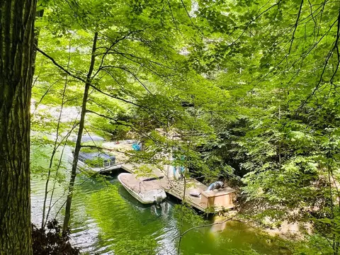 2 Arrowhead Ct # -3, Trafalgar, IN 46181