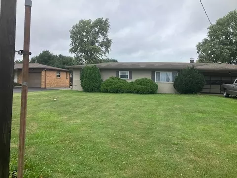 520 E Pike St, Kirklin, IN 46050