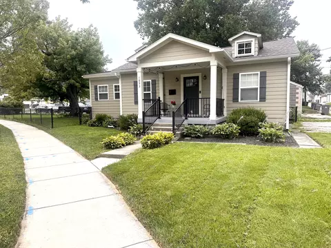 1053 Willow Dr, Indianapolis, IN 46203