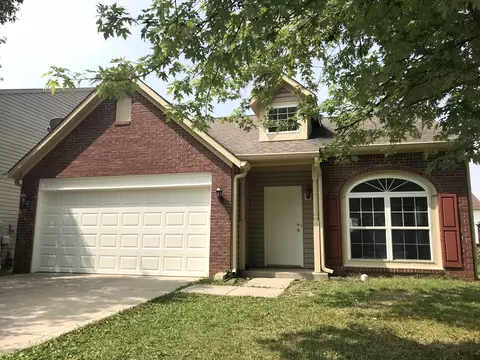 2276 Salem Park Dr, Indianapolis, IN 46239