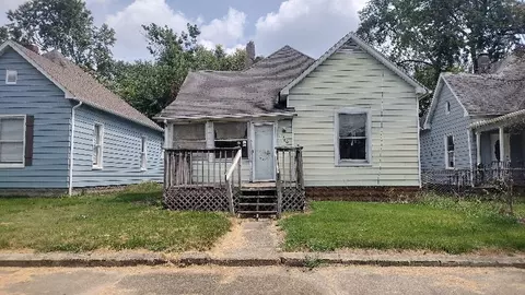 1516 S 11th St, Terre Haute, IN 47802