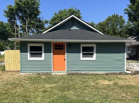 157 Tippecanoe Dr, Noblesville, IN 46062