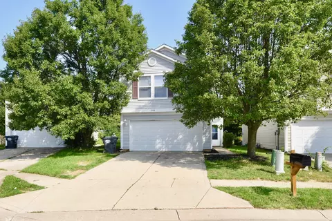 352 Clayton Ln, Greenwood, IN 46143