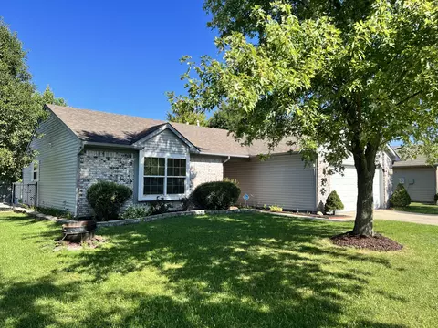 2834 Woodfield Blvd, Franklin, IN 46131