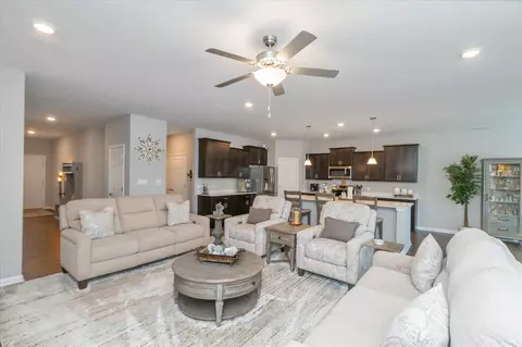 9817 Olympic Blvd, Pendleton, IN 46064 photo 6