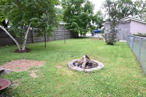 505 W Taylor St, Pendleton, IN 46064 photo 6