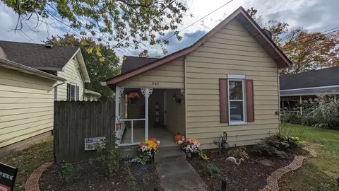 505 W Taylor St, Pendleton, IN 46064