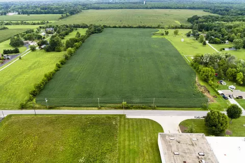 8700 E Hendricks County Rd, Plainfield, IN 46168