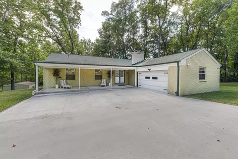 3329 Walnut Dr, Brownsburg, IN 46112