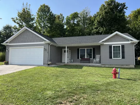 19 Meyer Ct, Batesville, IN 47006