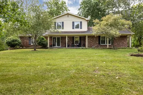 7913 Goodway Dr, Indianapolis, IN 46256