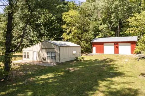 3594 Salt Creek Rd, Nashville, IN 47448