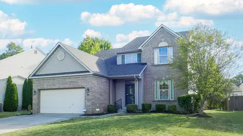 7053 Sycamore Run Dr, Indianapolis, IN 46237