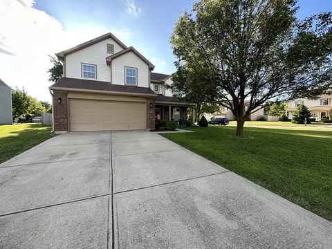 1922 Oakbrooke Dr, Avon, IN 46123