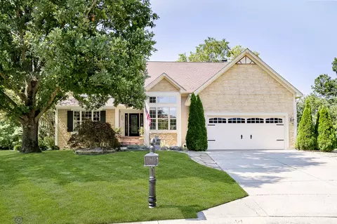 2801 Bridlewood Cir, Carmel, IN 46033