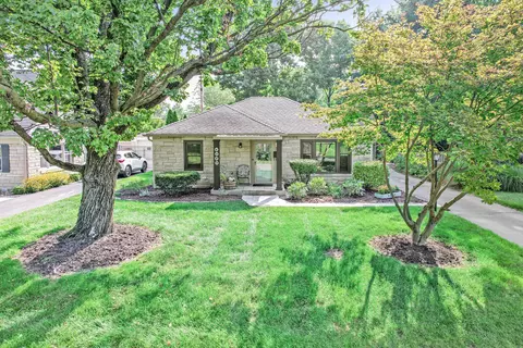 6029 Riverview Dr, Indianapolis, IN 46208