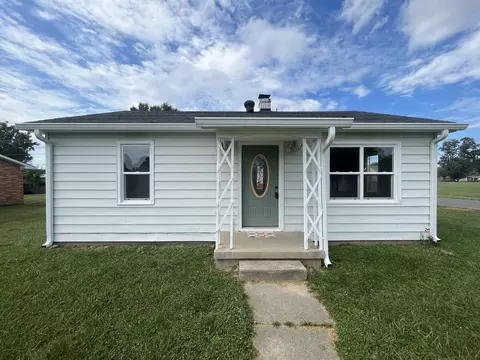 410 S St Clair St, Martinsville, IN 46151