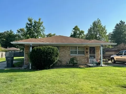 6121 E 11th St, Indianapolis, IN 46219