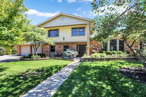 8239 Burn Ct, Indianapolis, IN 46217