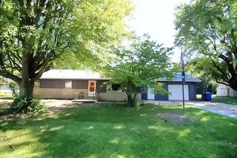 3033 Mayfair Dr, Kokomo, IN 46902