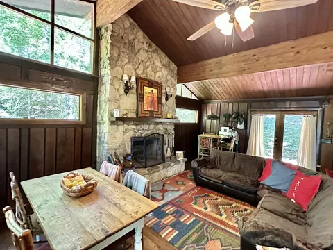 9011 Emerald, Nashville, IN 47448