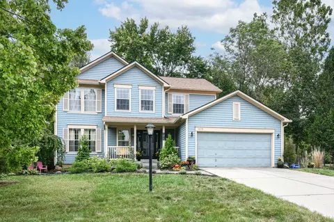 1415 Shadow Lakes Dr N, Carmel, IN 46032