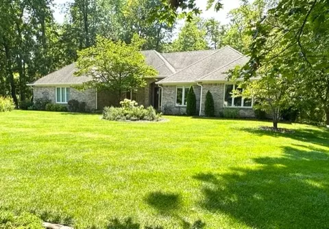 10235 Terri Ln, Brownsburg, IN 46112