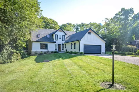 50 Valley Ct, Carmel, IN 46032