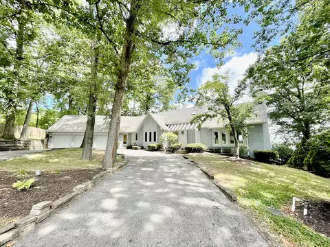 10438 Starboard Way, Indianapolis, IN 46256