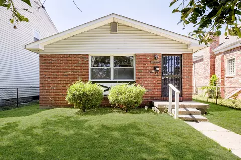 966 N Belmont Ave, Indianapolis, IN 46222