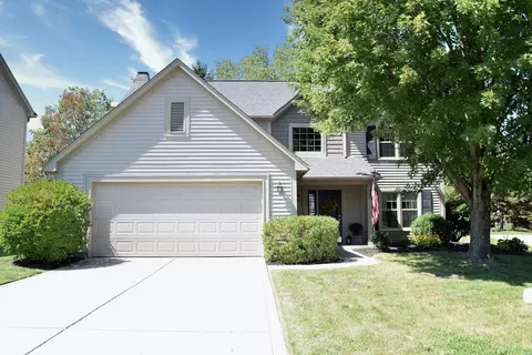 8730 Woodstone Way W, Indianapolis, IN 46256