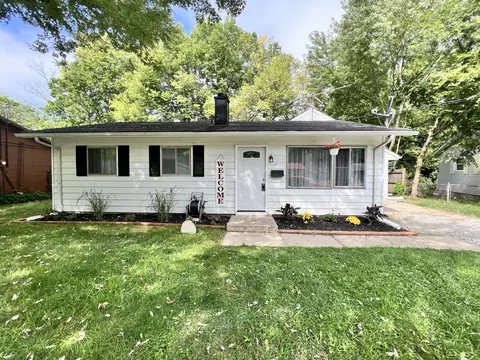 1031 Silver Ct, Anderson, IN 46012