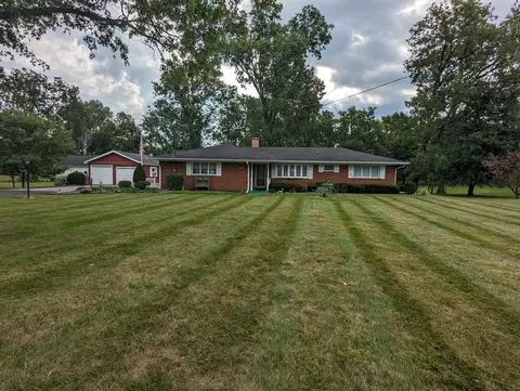 13421 W State Road 32, Yorktown, IN 47396