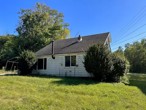51 Old North Salem Rd, Danville, IN 46122