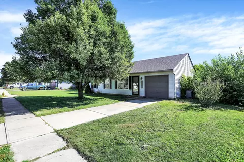 4035 Dogwood Ln, Franklin, IN 46131