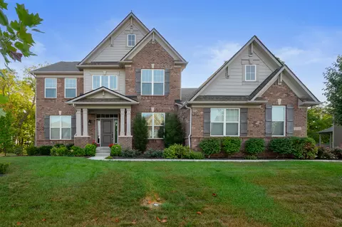 14441 Arnett Dr, Carmel, IN 46033