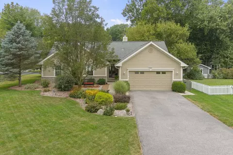 490 Danny Rd, Zionsville, IN 46077